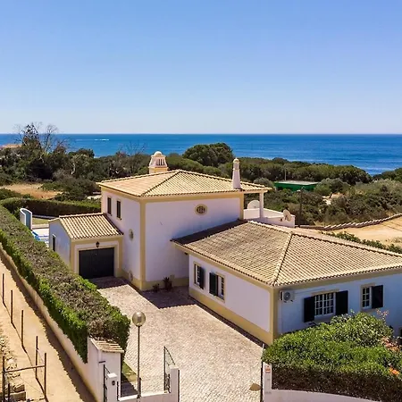 Villa Imperio *